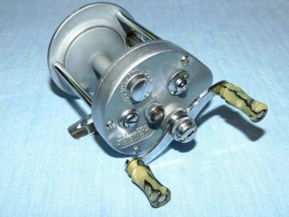 Vintage Early Model Pflueger Supreme Reel with Unmarked Box 2
