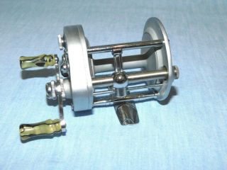 Vintage Early Model Pflueger Supreme Reel with Unmarked Box 5