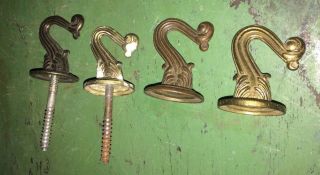 4 Matching Vtg Wall Hooks Decorative Cast Brass Small Great Detail Jewelry Keys