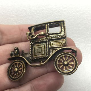 Vintage ANTIQUE STYLE CAR BROOCH Pin Brass Tone Automobile Costume Jewelry 4