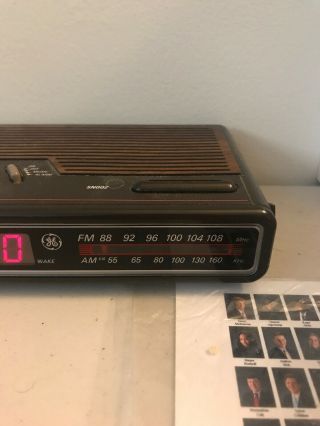 Vintage GE General Electric AM FM Digital Alarm Clock Radio 7 - 4612A 2
