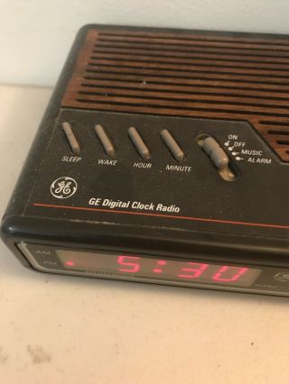 Vintage GE General Electric AM FM Digital Alarm Clock Radio 7 - 4612A 3