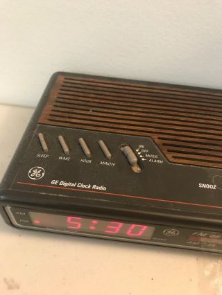 Vintage GE General Electric AM FM Digital Alarm Clock Radio 7 - 4612A 5