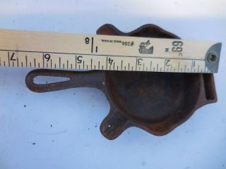 Vintage Cast Iron Griswold Ashtray w/ Match Book Holder 570A 3