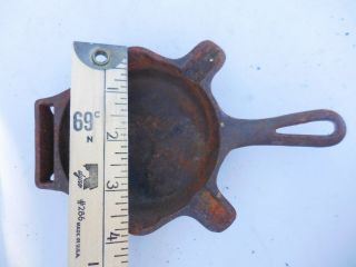 Vintage Cast Iron Griswold Ashtray w/ Match Book Holder 570A 4