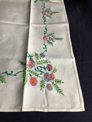 Pretty Vintage Floral Hand Embroidered Small Square Cream Irish Linen Tablecloth 5