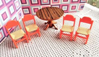 Tomy Smaller Homes Dollhouse Furniture:kitchen Table & (4) Kitchen Chairs