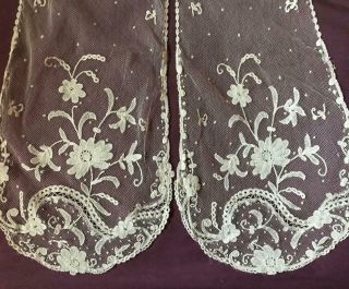 2.  13m Exquisite 19th Century Brussels Honiton Lace Fichu Scarf Lappets 322