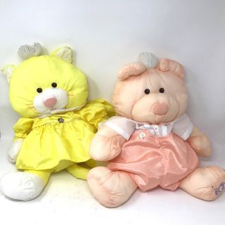 Fisher Price Puffalumps Yellow Kitty Cat Peach Bear 1986 W/ Outfits Set Of 2