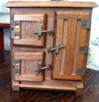 Vintage WOODEN ICEBOX Kitchen Cabinet 1:12 Dollhouse Miniature 4