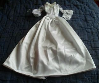 Vintage Barbie Fashion Avenue Wedding Dress Gown