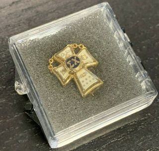 Sigma Chi 10k Gold Fraternity Pin Badge