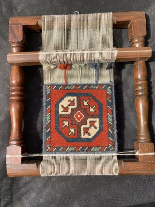 Vintage Salesman’s Sample Rug Loom With Hand Woven Rug Miniature Vgc