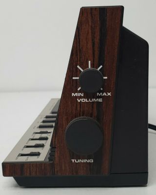 Vintage Retro SPARTUS AM/FM Digital Alarm Clock Radio Model 0115 - 61 3
