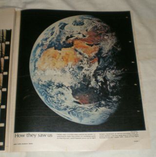 APOLLO 11 Aug.  3,  1969 YORK NEWS SPECIAL ISSUE - 1st COLOR PICTURES FROM MOON 4