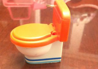 Vintage Plastic Doll House Furniture Bathroom Set Orange 3