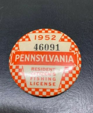 Vintage 1951 & 1952 PA Pennsylvania Resident Fishing License Buttons 4
