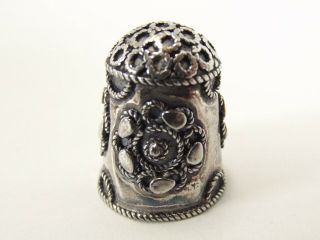 Silver Thimble With Pretty Design & Loop At The Side Ref 362/4