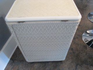 Vintage WICKER LAUNDRY Clothes HAMPER white 8