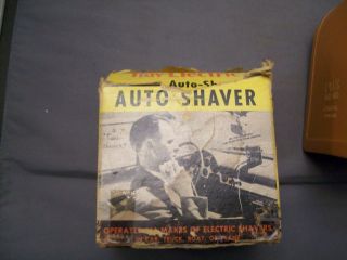 Antique TERADO Trav - Electric Auto Shaver - - - Converts 12V to 110V 4