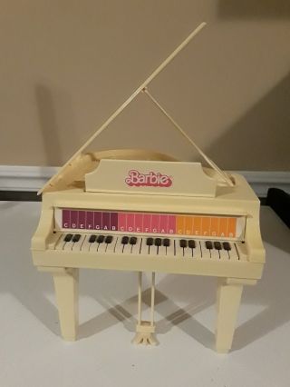 Vintage 1981 MATTEL Barbie ELECTRIC PIANO Baby Grand 2