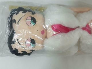 VINTAGE BETTY BOOP DOLL PLUSH WHITE FUR COAT AND PRETTY PINK SATIN 18 