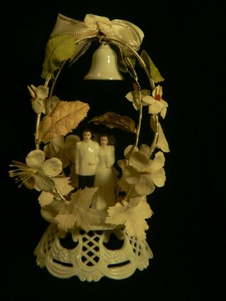 Vintage 1940s Bride Groom Cake Topper Hard Plastic Flowers Bell Estate