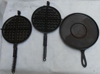 8 Griswold Mfg.  Co.  - The American Cast Iron Waffle Maker - Pat.  1908