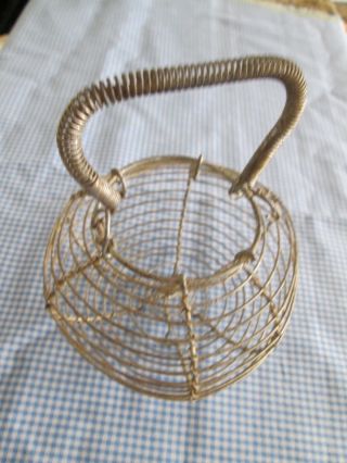 Small Antique Wire Basket With Handle
