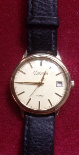 Vintage Sekonda Mens Watch Mechanical 17 Jewels Russia Watch