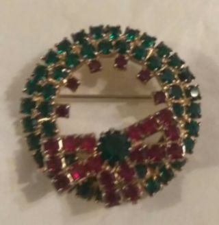 Antique Pave Green & Red Glass Rhinestone Wreath W/ Bow Christmas Brooch Pin