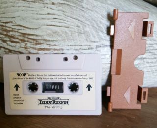 Vintage 1987 Teddy Ruxpin Battery Door Cover Replacement Part,  Cassette Airship