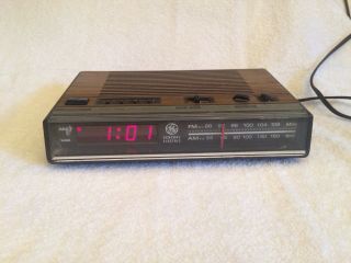 Vintage Ge General Electric Am/fm Stereo Clock Radio 7 - 4624a