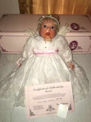 Vintage Lee Middleton Heavenly Vinyl Baby Girl Doll Bible