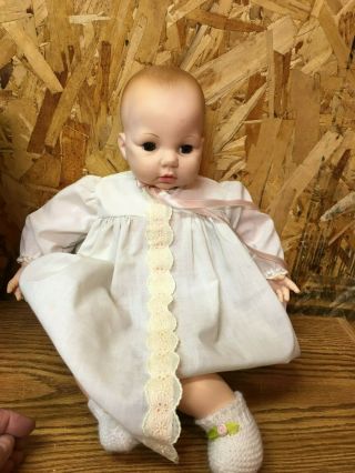 Victoria 1966 Madame Alexander Baby Doll 18” Cloth & Vinyl