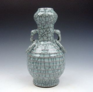 Glazed Crackle Porcelain Hand Made Unique Vase W/ 2 Handles 08201505