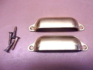 Two (2) Cupboard Door Rugged Brass Drawer Pulls Antique Shell Handle W/screws
