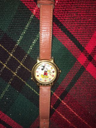 Rare Musical Vintage Mickey Mouse Wrist Watch Lorus Country Flags Disney World