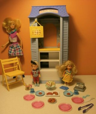 Barbie Bake Shop & Cafe - 1999 - Vintage - Barbie - Kelly - Tommy - Accessories