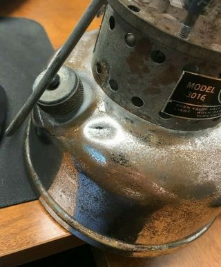 Vintage AGM Gas Lantern - Model 3016 8