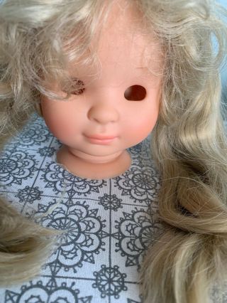 Gotz 18 inch Doll Head Only Repair Mold 128 - 16 Vintage Hair 2