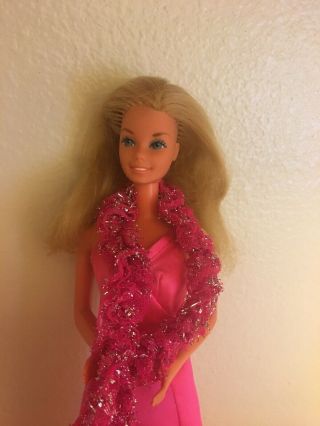 Vintage 1976 Superstar Barbie 9720 Complete In Dress And Strap Shoes