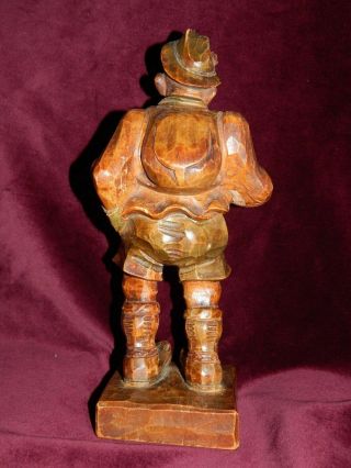 Lge VINTAGE HAND - CARVED BLACK FOREST WOODEN FIGURINE OF MOUNTAINEER 9 3/4 