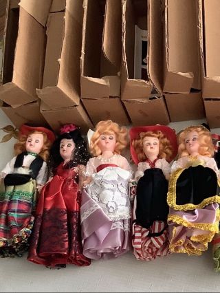 VINTAGE 1960 ' S ATLANTIC RICHFIELD DOLLS OF THE WORLD 12 IN Own Box 2