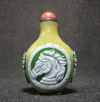 Tradition Chinese Glass Carve Horse Head Design Snuff Bottle///////.