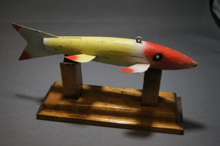 VINTAGE RED,  YELLOW AND WHITE WEIGHTED WOODEN FISH DECOY 2