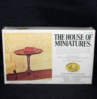 X - ACTO The House Of Miniatures “QUEEN ANNE TILT TOP TABLE CIRCA1725 - 1760” 40008 3