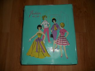 Vintage Barbie Clone Vinyl Fashion Doll Carrying Case