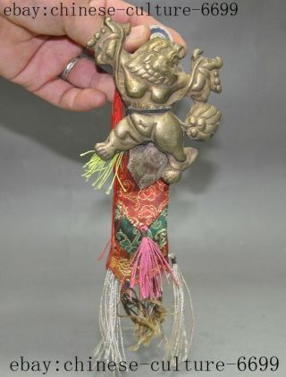 Old Tibet Buddhism Temple Bronze Silk Cloth Foo Dog Lion Amulet Talisman Pendant