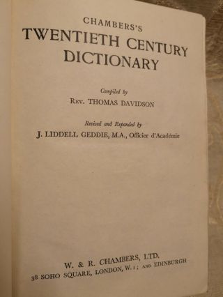 Antique Book Of Chambers ' s Twentieth Century Dictionary - 1943 2
